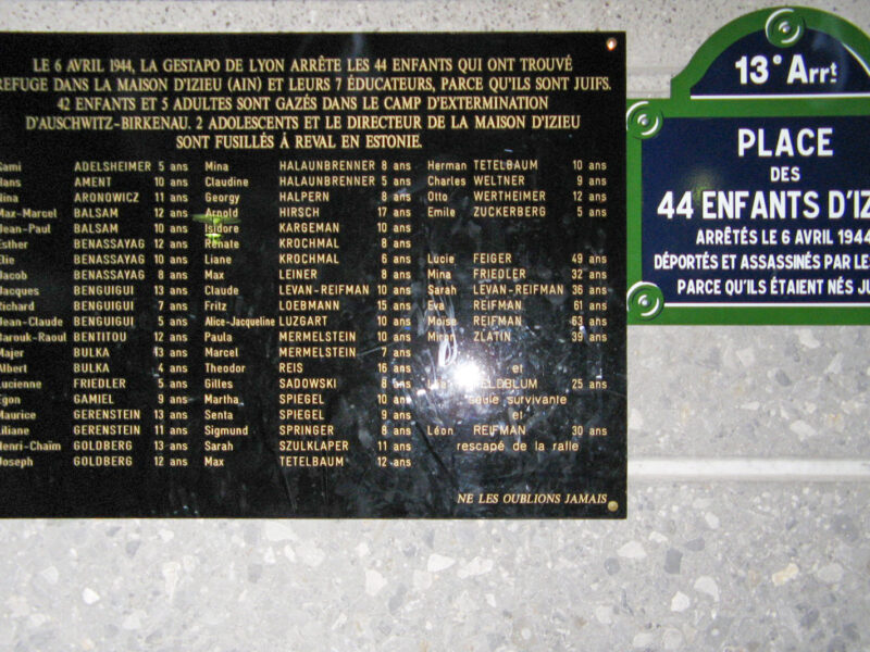 Place_des_44_enfants_d'Izieu_(Paris) - ArséniureDeGallium